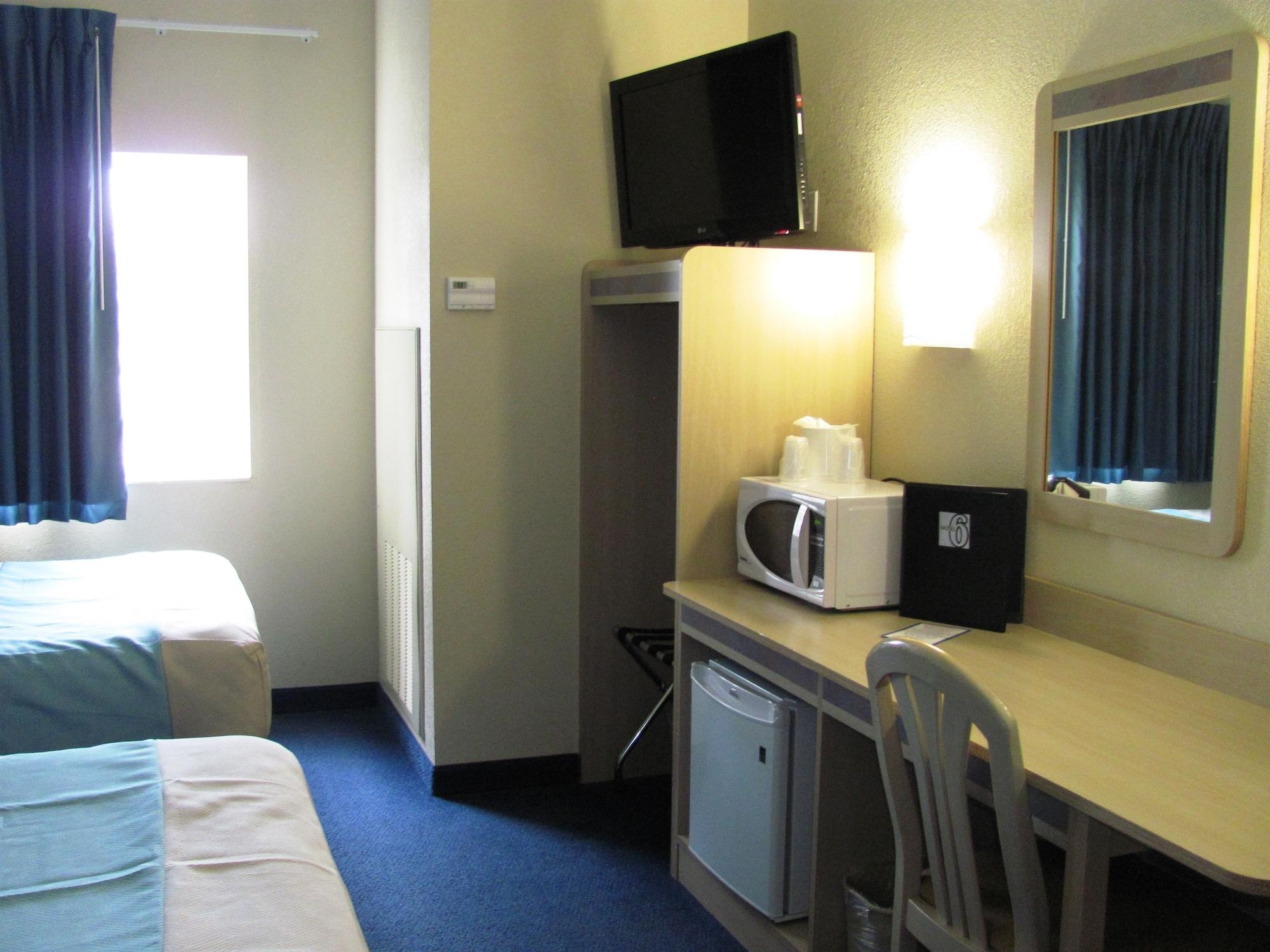 Motel 6-Huntsville, On 외부 사진